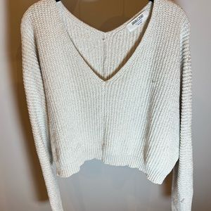 UO Double Zero V neck drop shoulder sweater size M